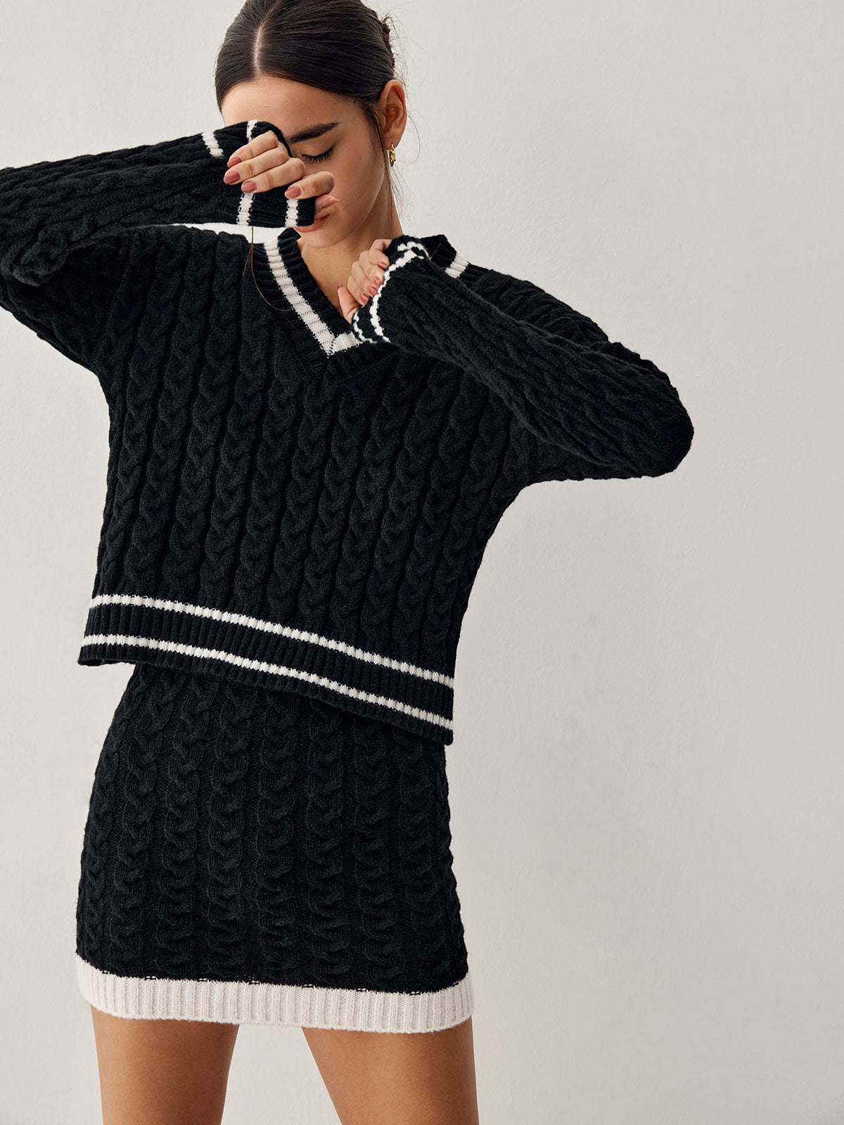- Pull en Tricot Câble Avec Jupe