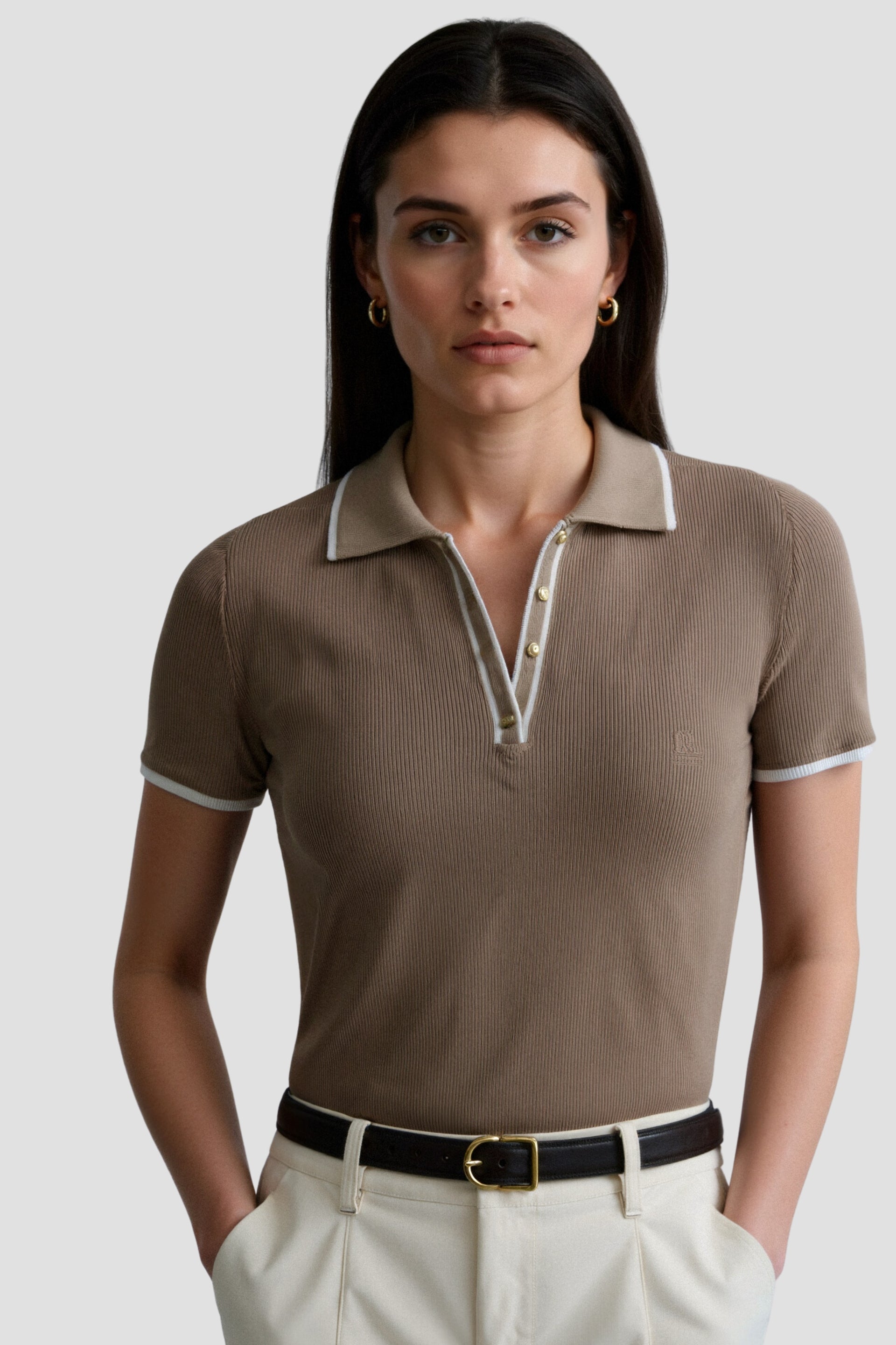 Polo à Boutons Contrastant avec Finition Élégante