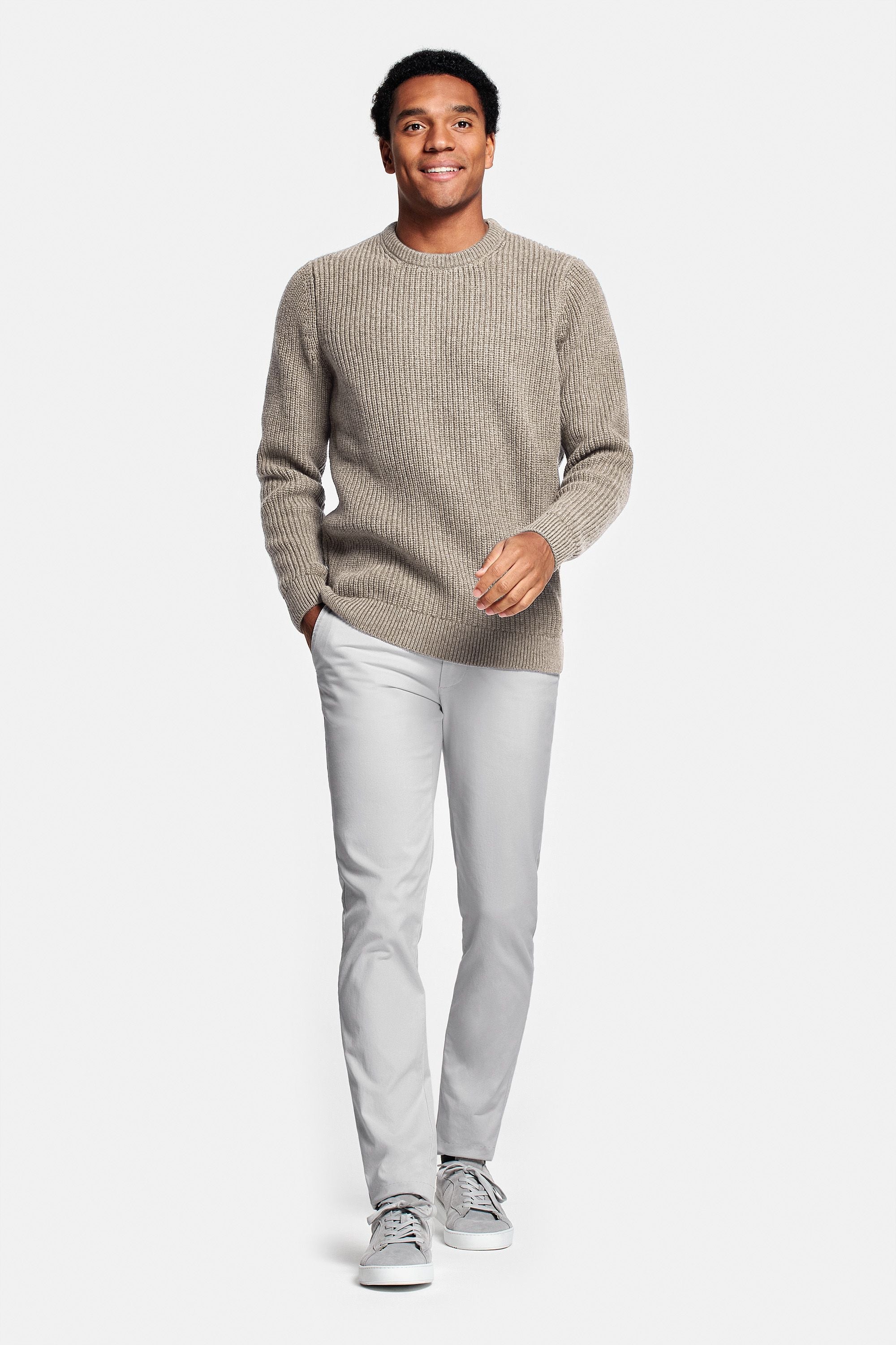 Pull en sable foncé