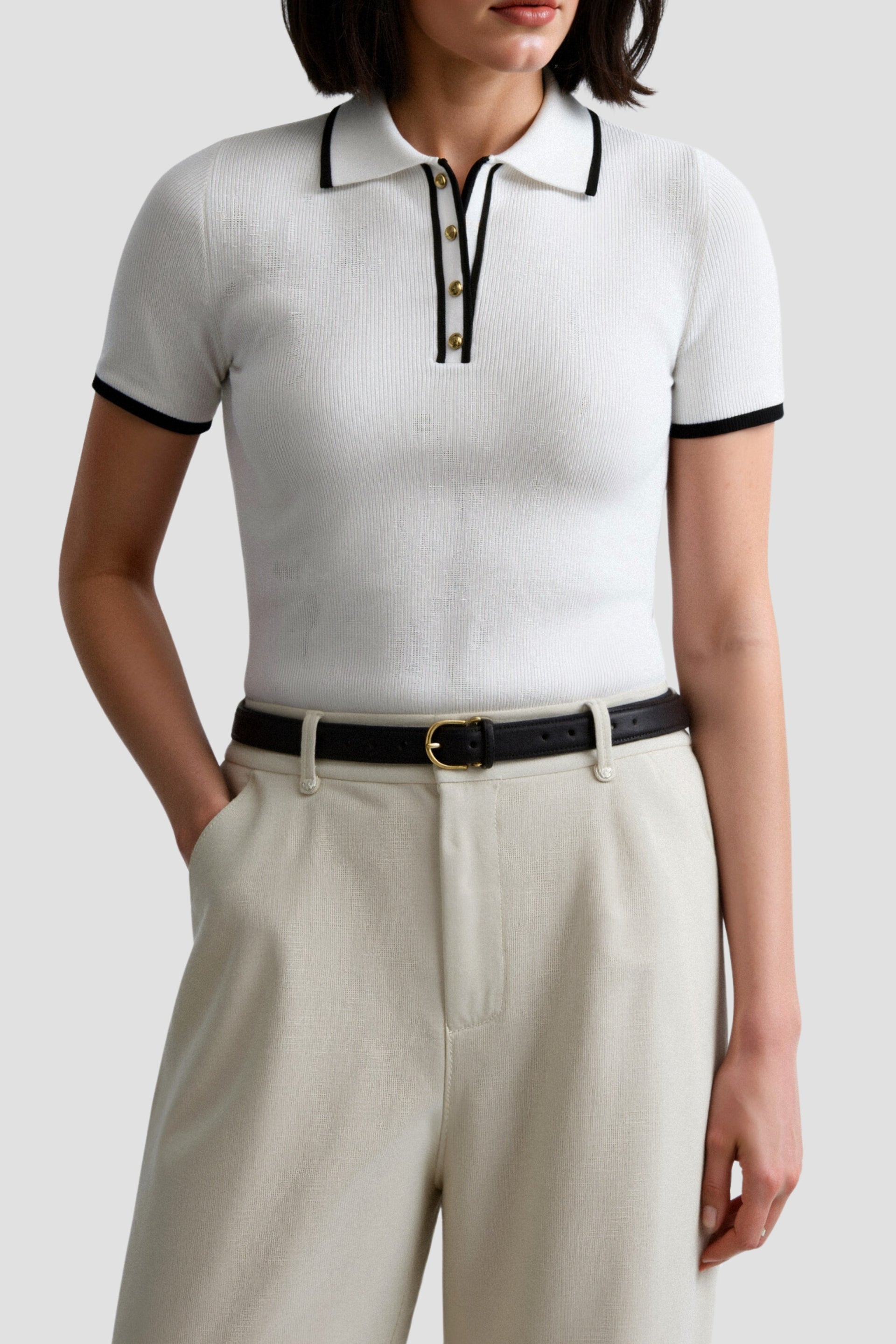 Polo à Boutons Contrastant avec Finition Élégante