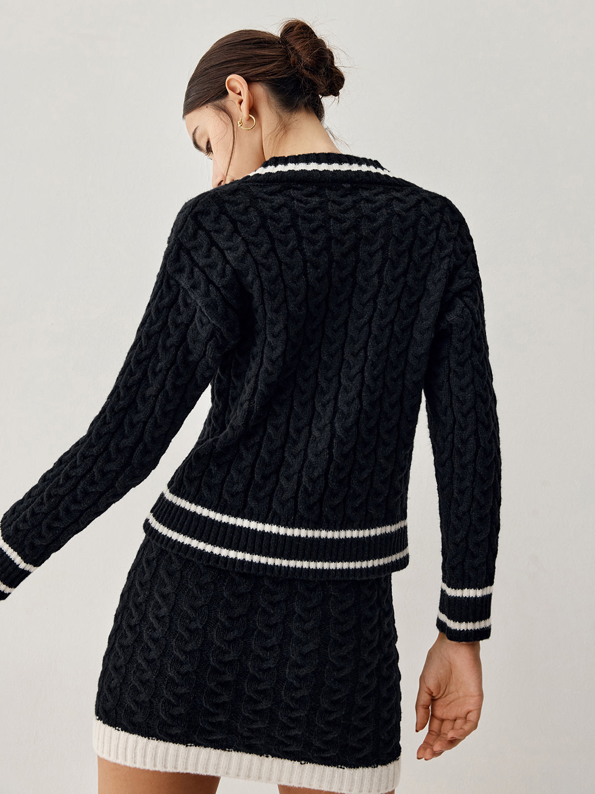 - Pull en Tricot Câble Avec Jupe