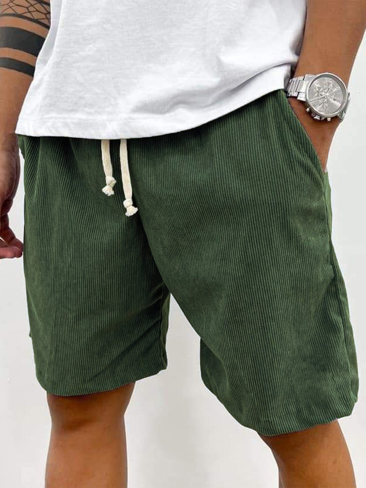 Shorts en velours côtelé stretch