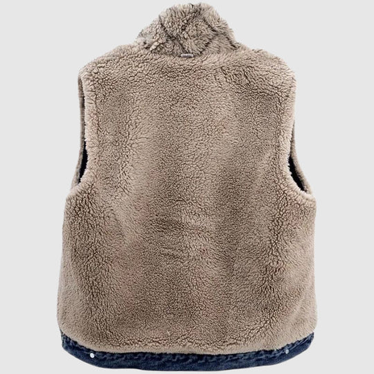 - Gilet