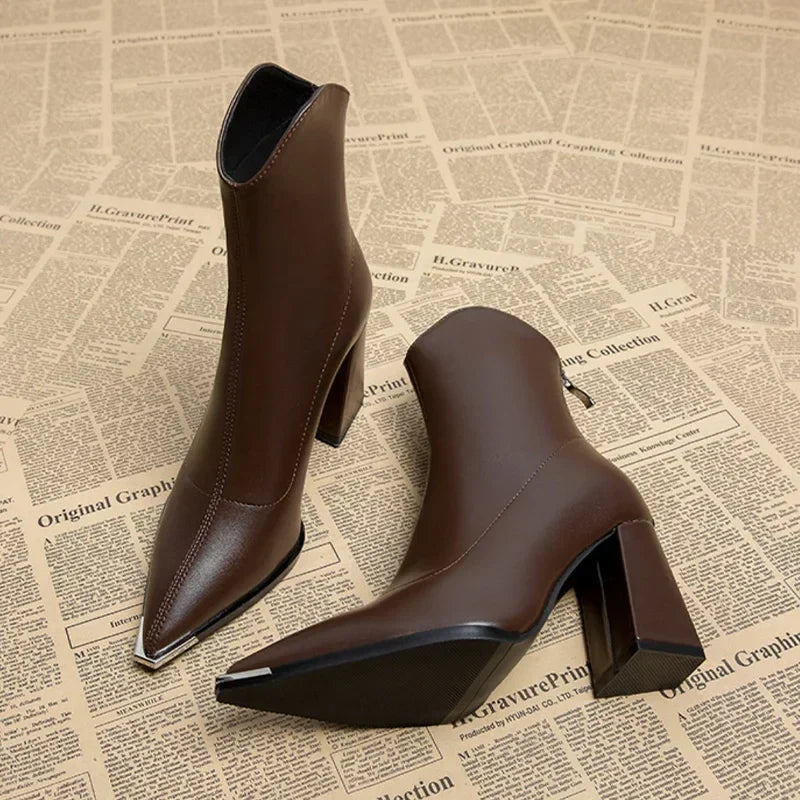 Bottines Chelsea à Embout Chromé
